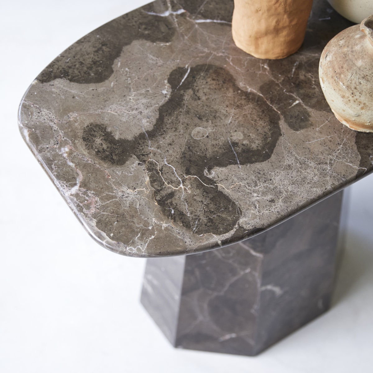 Keesog - Beistelltisch Marmor brown