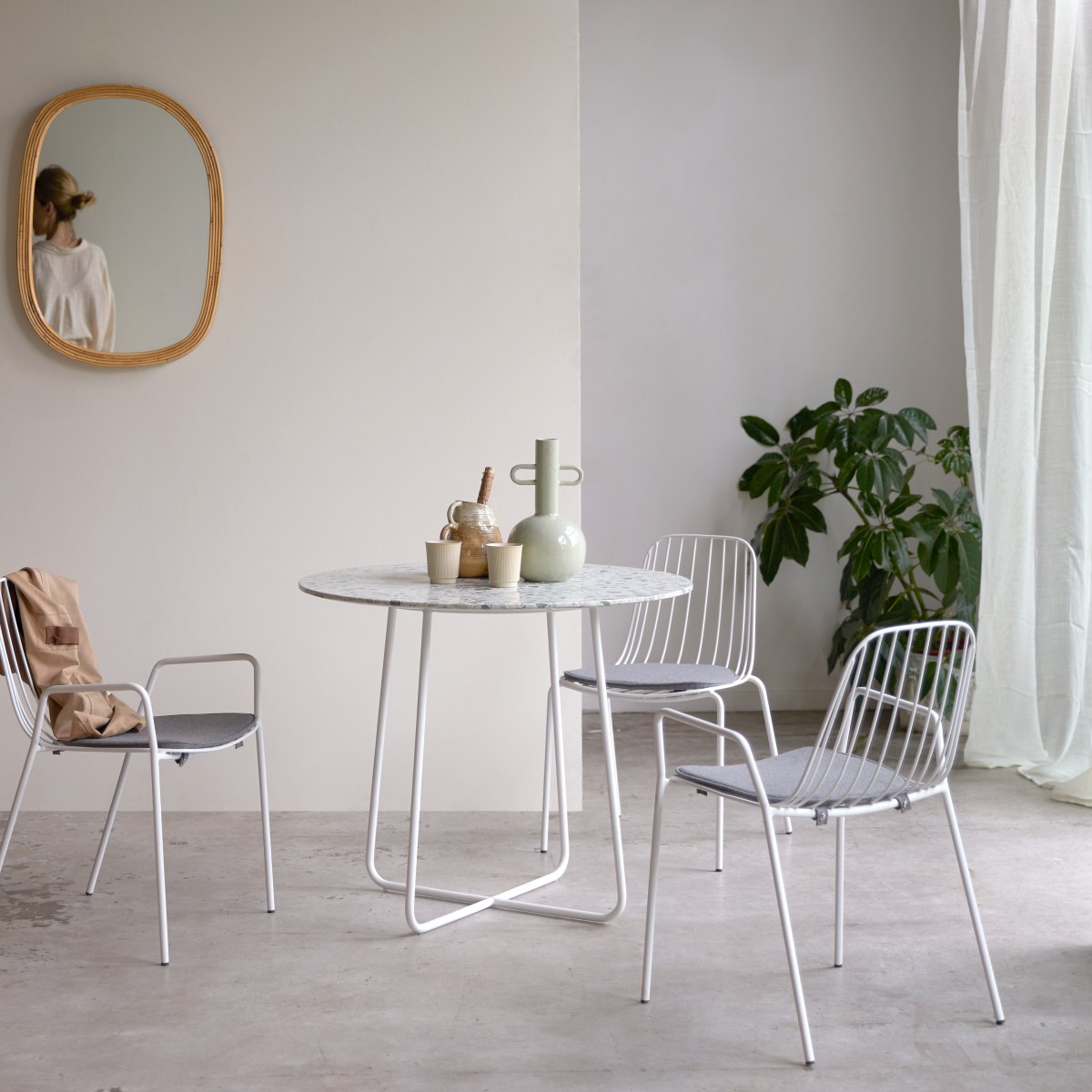 Elio - Ronde tafel van groen premium terrazzo en metaal voor 4 personen