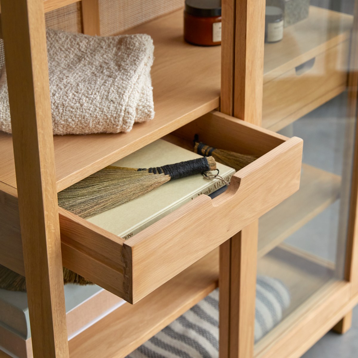 Adel - Bücherregal aus massiver Eiche