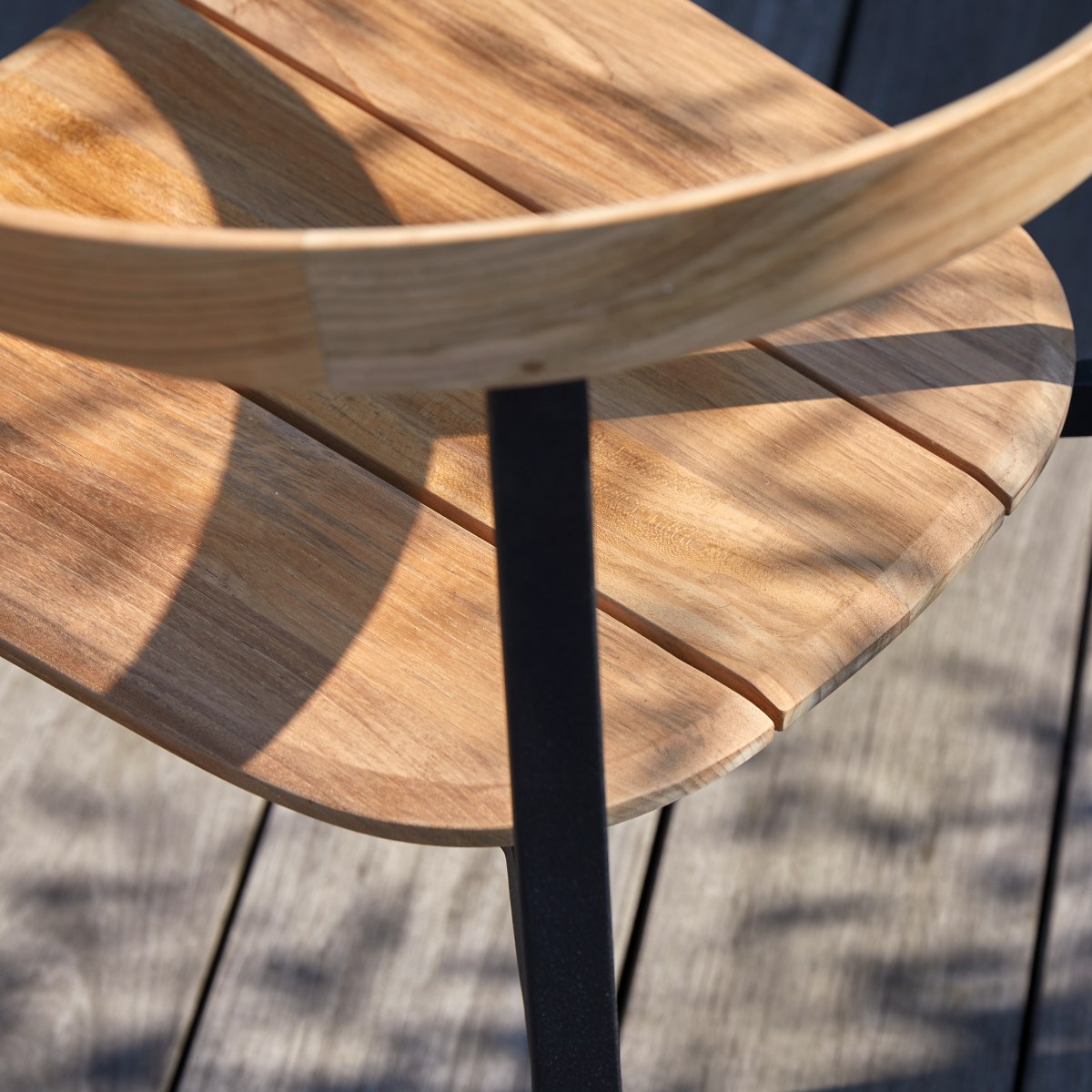 Arco - Sedia da giardino in teak massello e alluminio