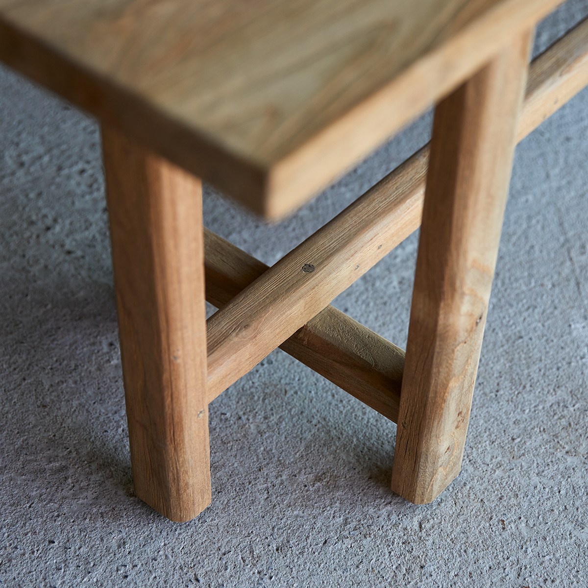 Antonia - Deko-Bank aus massivem Recycling-Teak