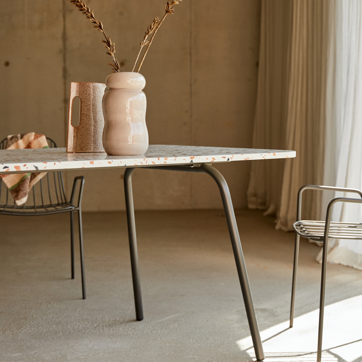 Elio - Rechteckiger Tisch aus Premium-Terrazzo und Metall brown 4–6 Pers.