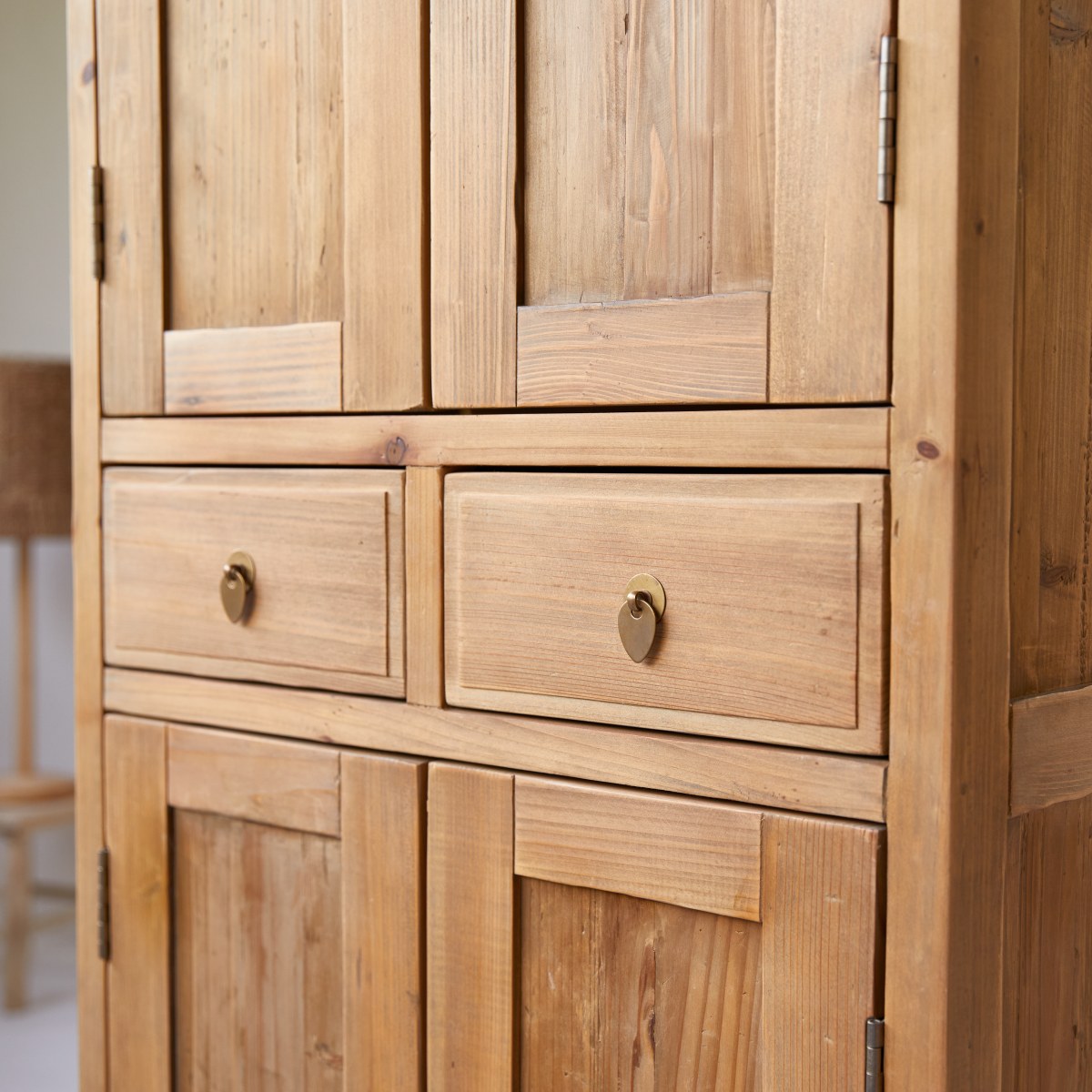Yuki - Kinderschrank Natur aus massiver Recycling-Kiefer