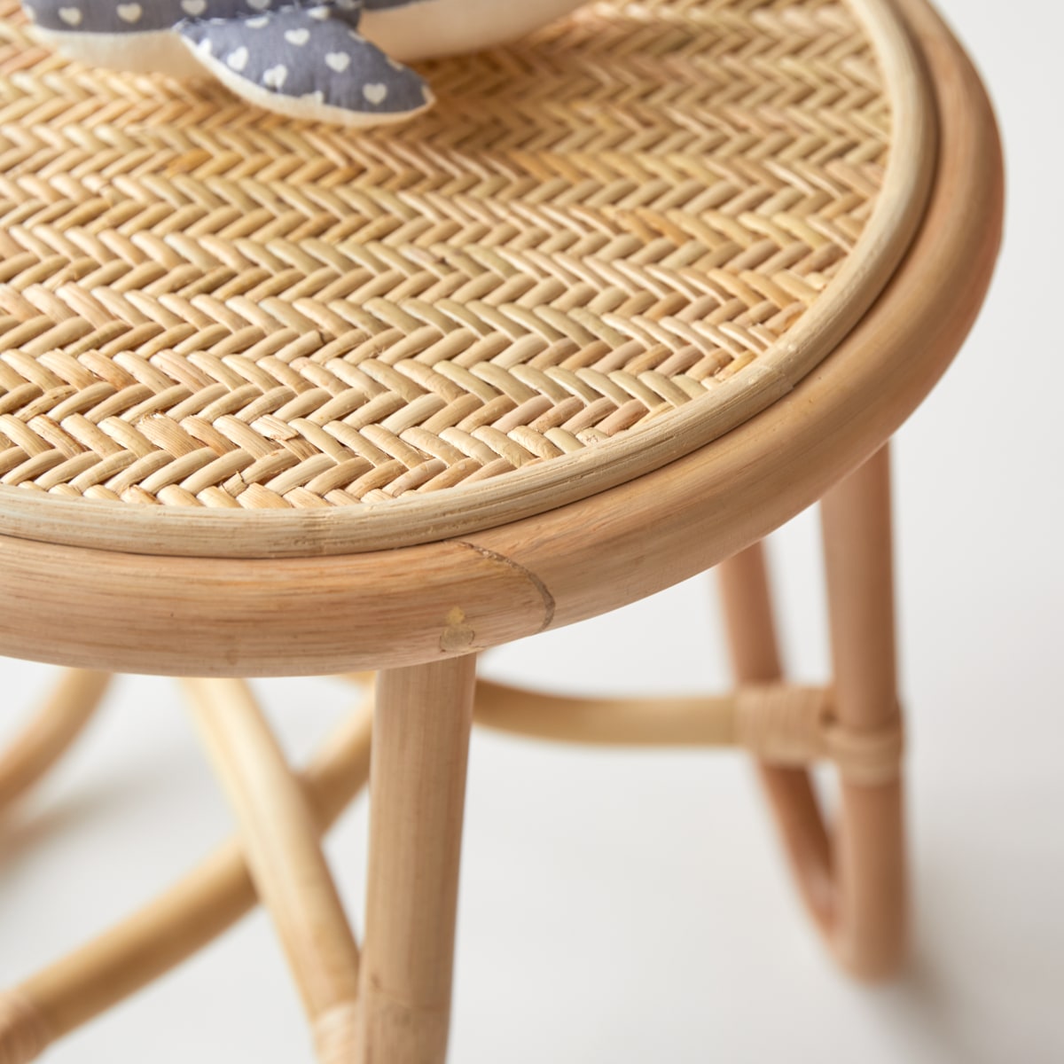 Lina - Kinder-Nachttisch aus Rattan