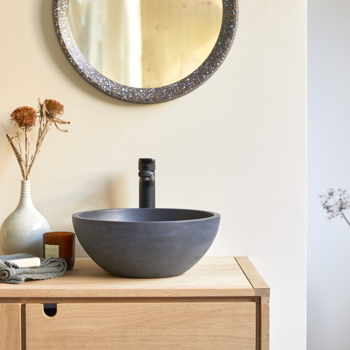 Micha - Rundes Waschbecken aus Terrazzo Black ∅ 36 cm