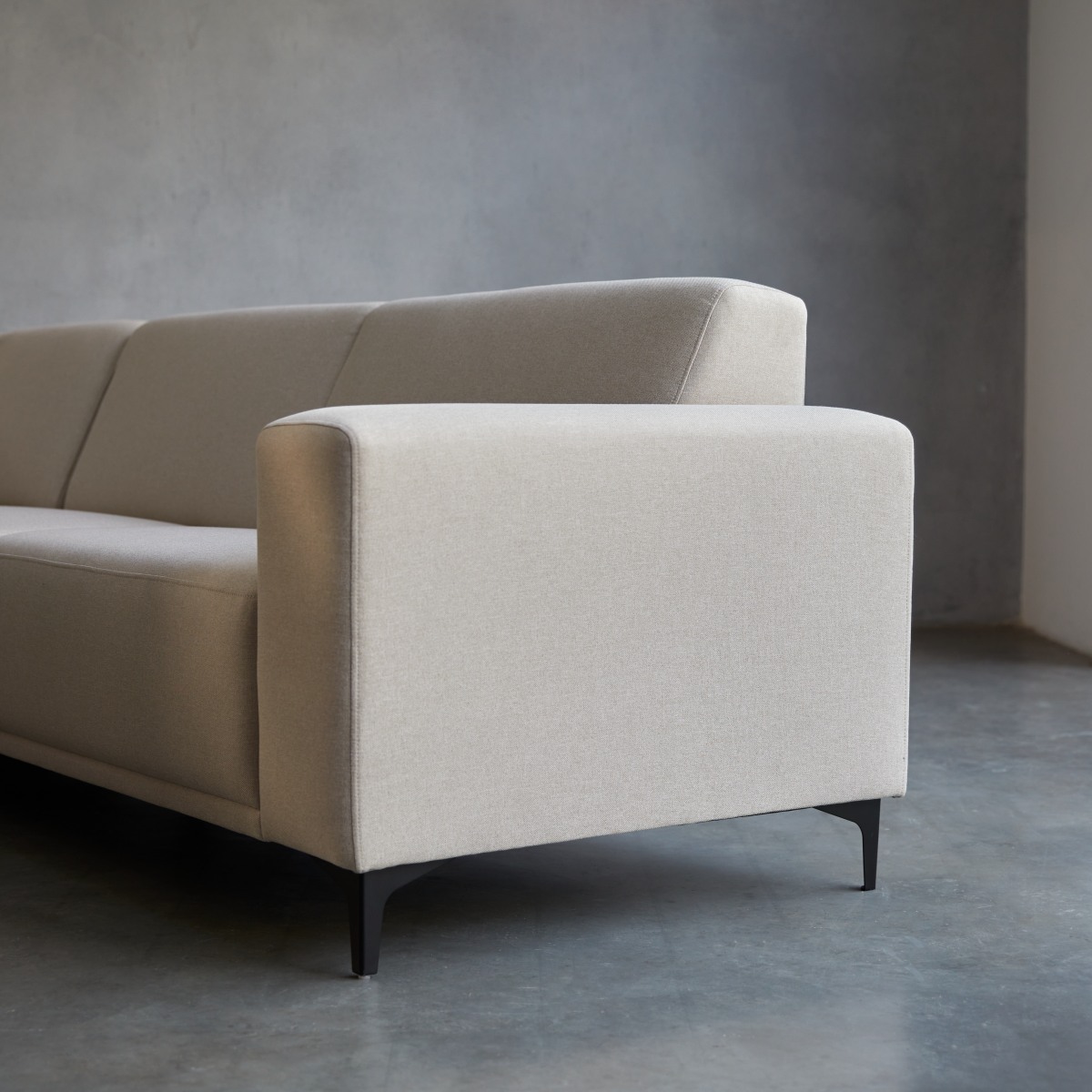 Lars - Sofa mit Ecke links und ecrufarbenem Stoffbezug 295 x 185 cm ,5-Sitzer