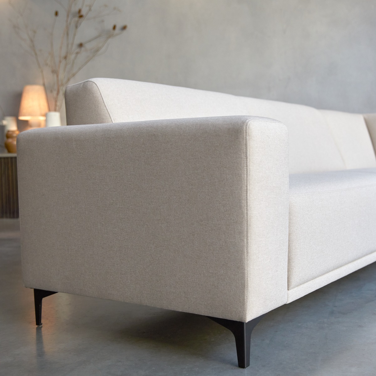Lars - Ecksofa mit rechtem Eckelement und ecrufarbenem Stoffbezug 295 x 185 cm, 5-Sitzer