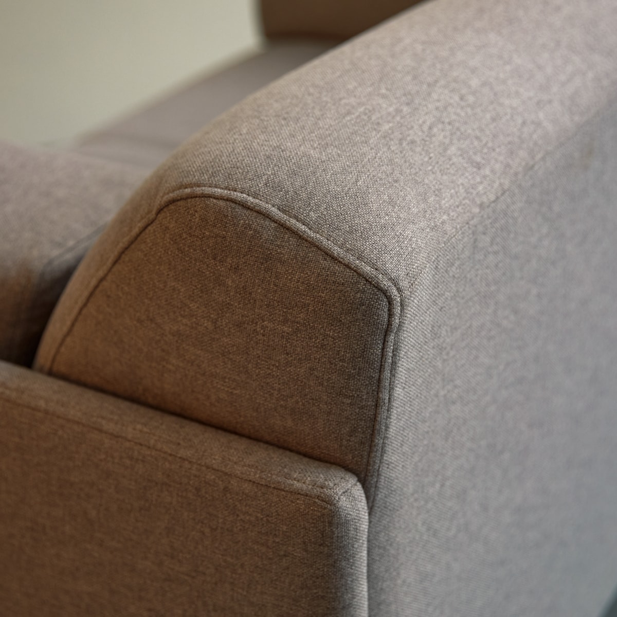 Finn - Finn - 2-3-Sitzer-Sofa mit maulwurfsgrau Stoffbezug