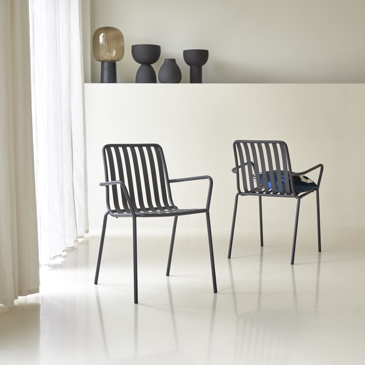 Gaby - Metallsessel black