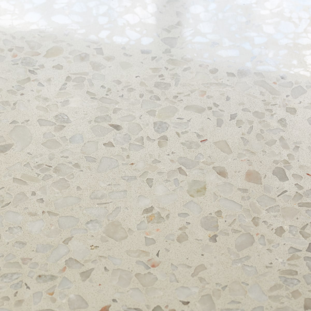 Ava - Paraschizzi in battuto di terrazzo premium moon 100 cm