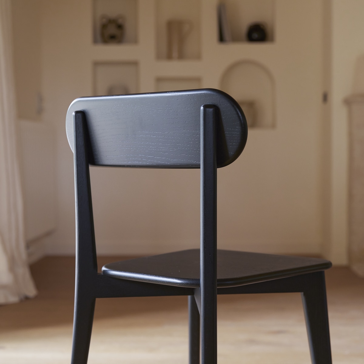 Abel - Silla de caoba maciza negra