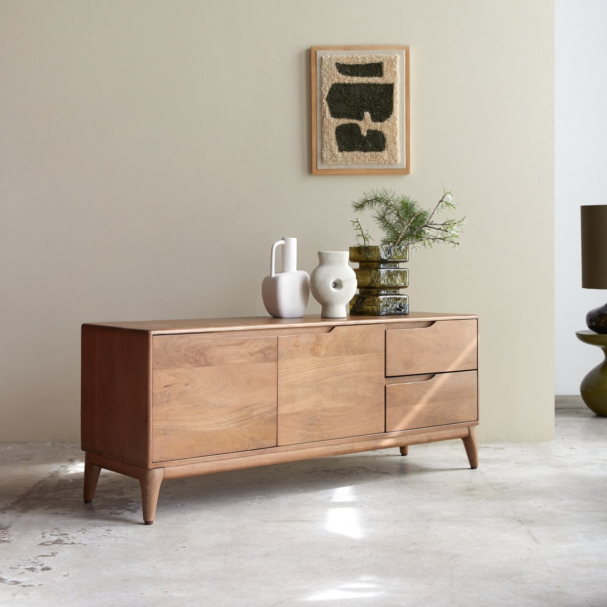 Gabrielle - TV-Schrank aus massivem Mangoholz, 140 cm