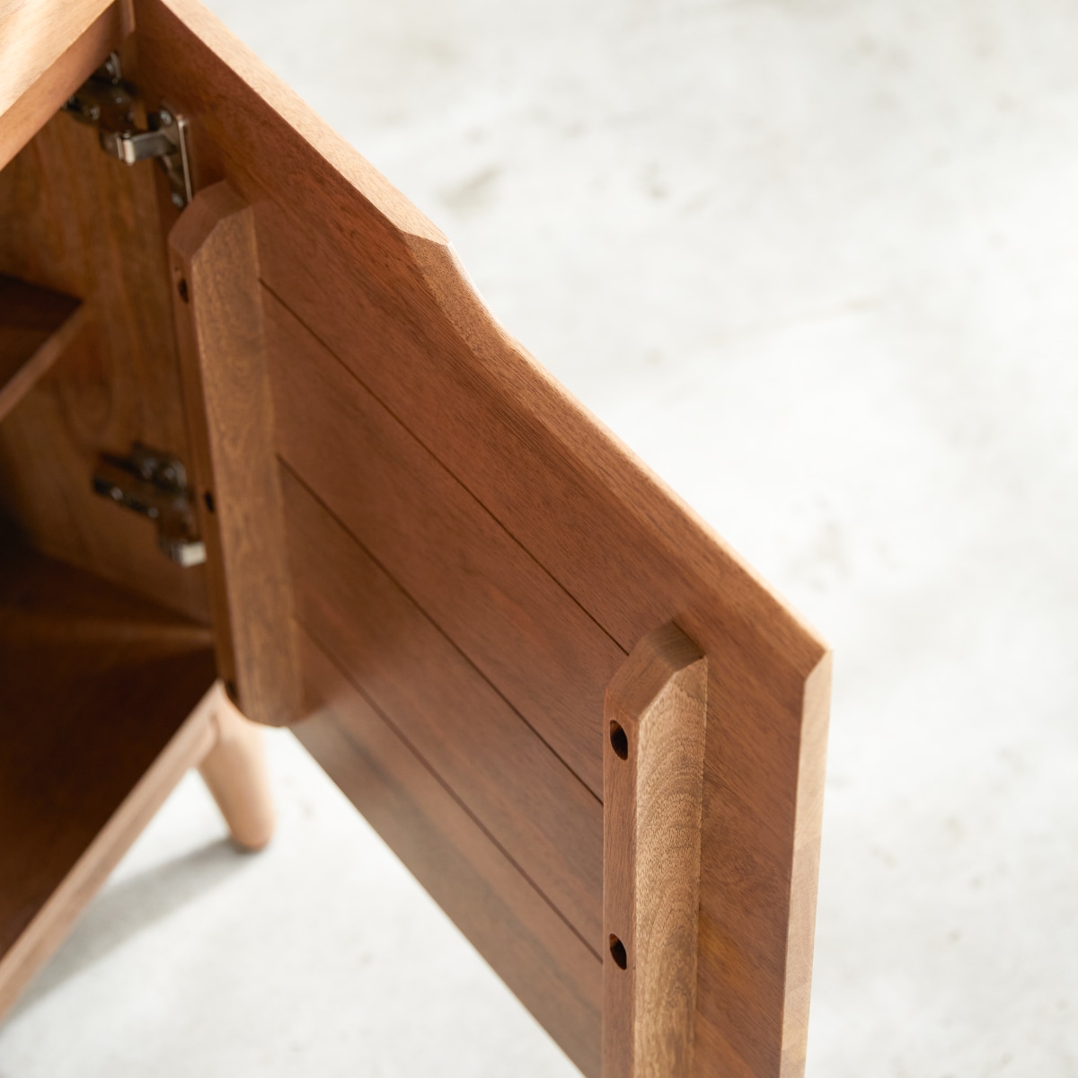 Gabrielle - Sideboard aus massivem Mangoholz, 150 cm