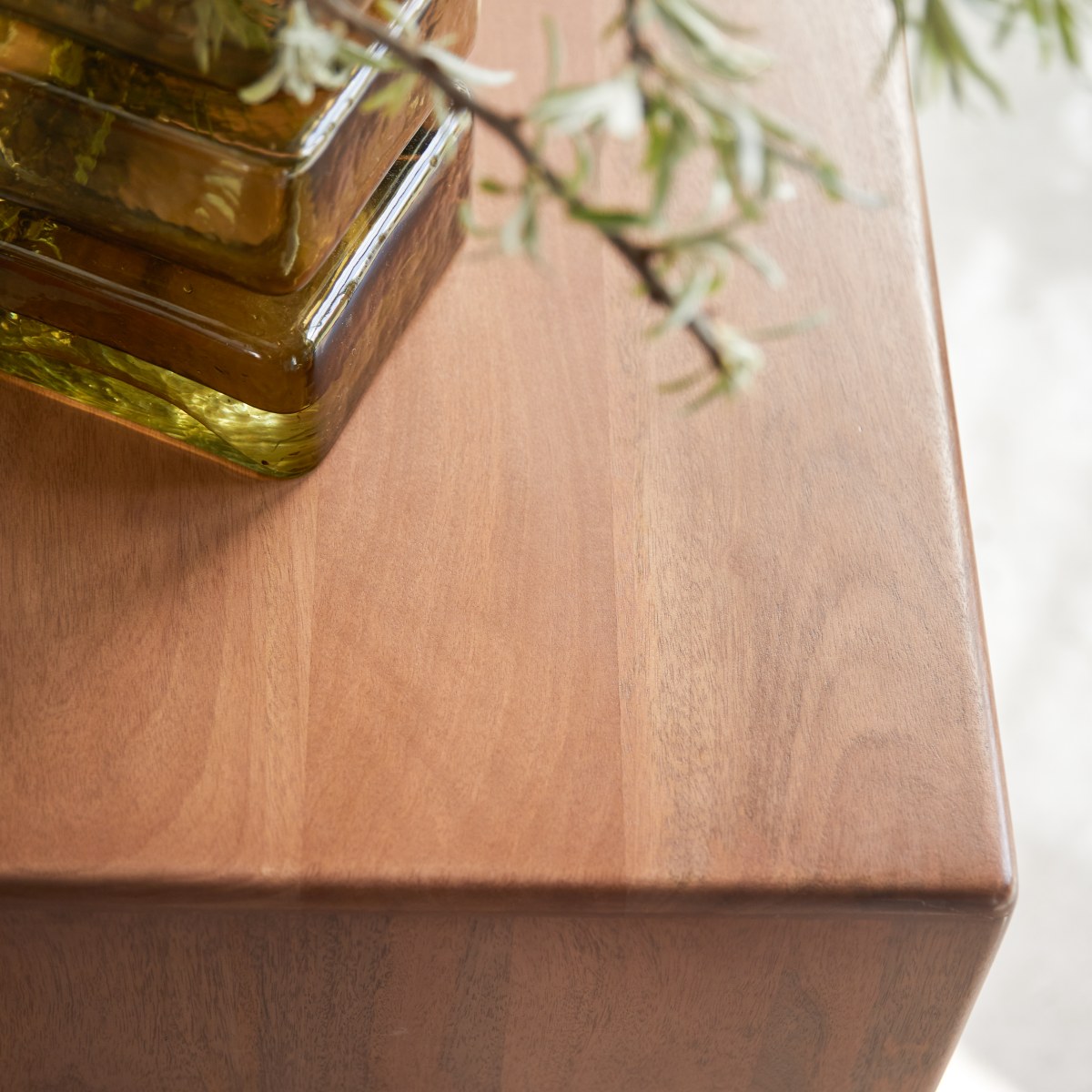 Gabrielle - Sideboard aus massivem Mangoholz, 150 cm