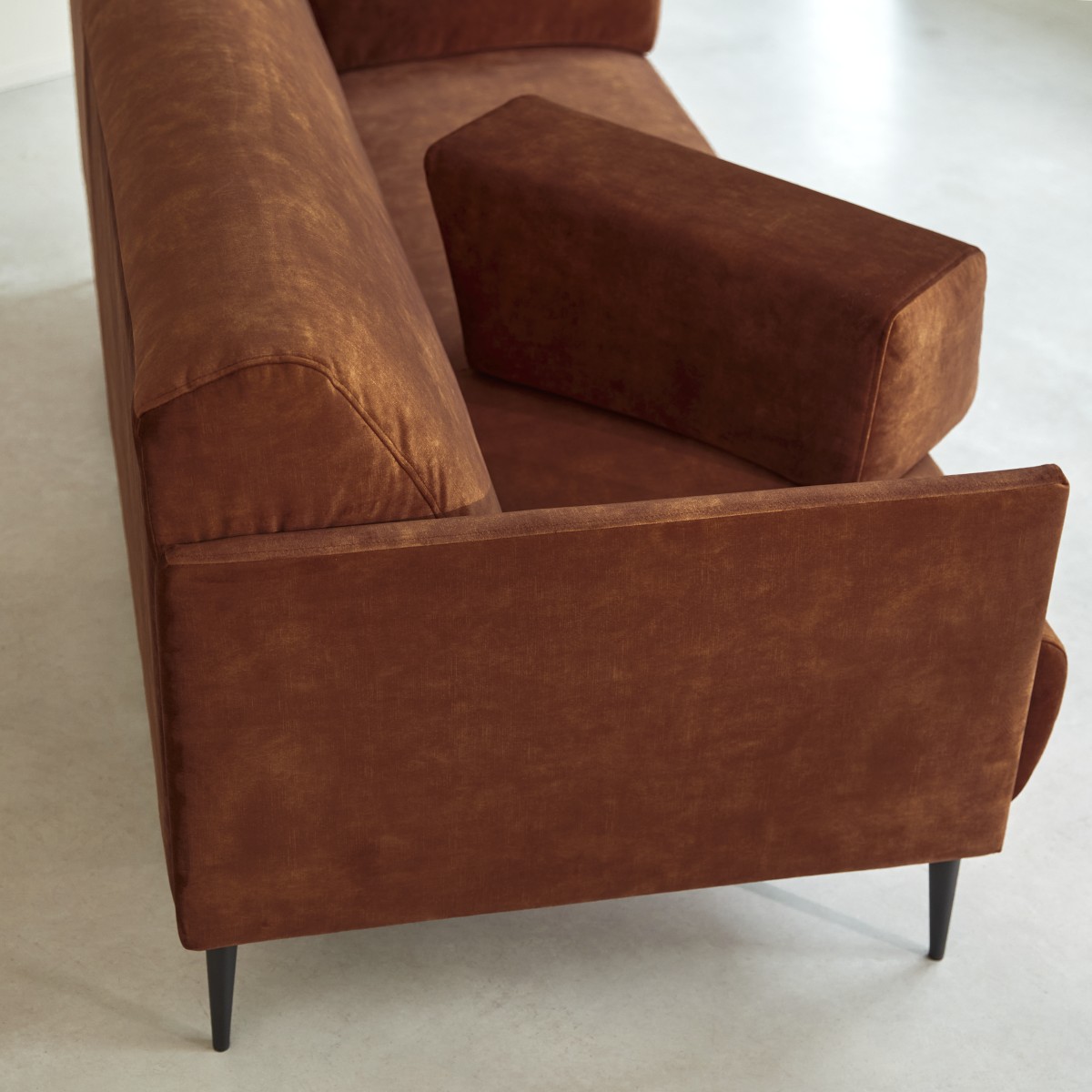 Finn - 3-Sitzer-Sofa aus terracottafarbenem Samt