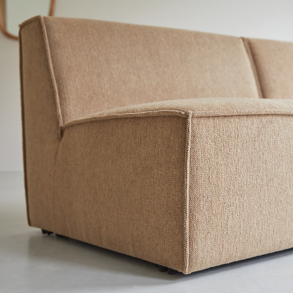 Dario - Modulares 2-Sitzer-Sofa und abgerundet aus camelfarbenem Stoff