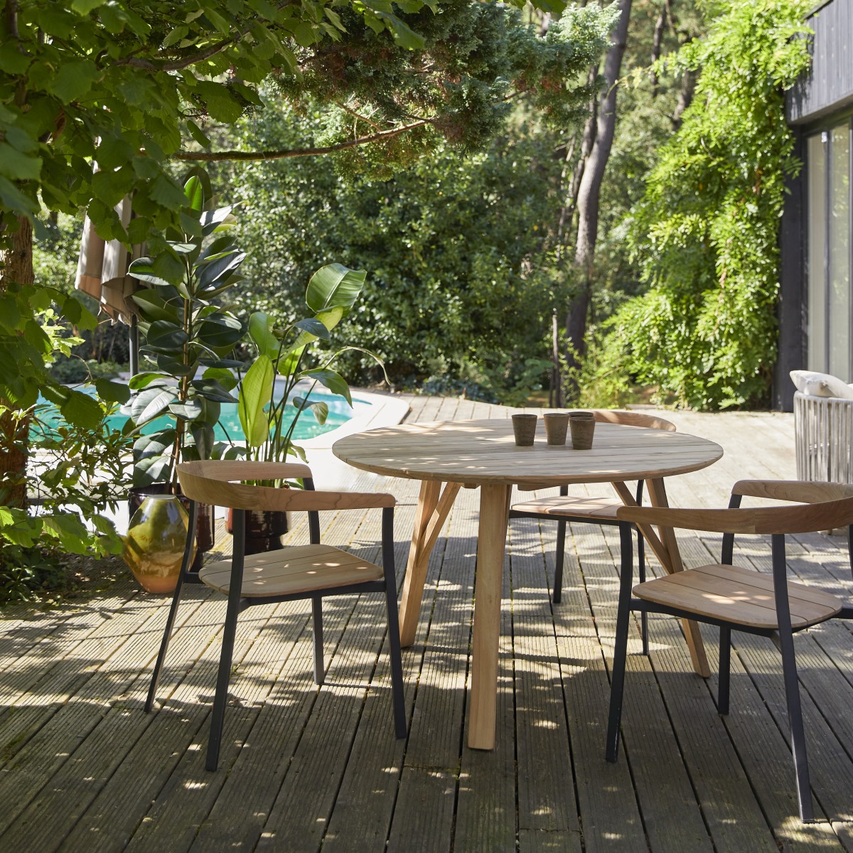 Katrine - Gartentisch aus massivem, recyceltem Teakholz 6 Pers.