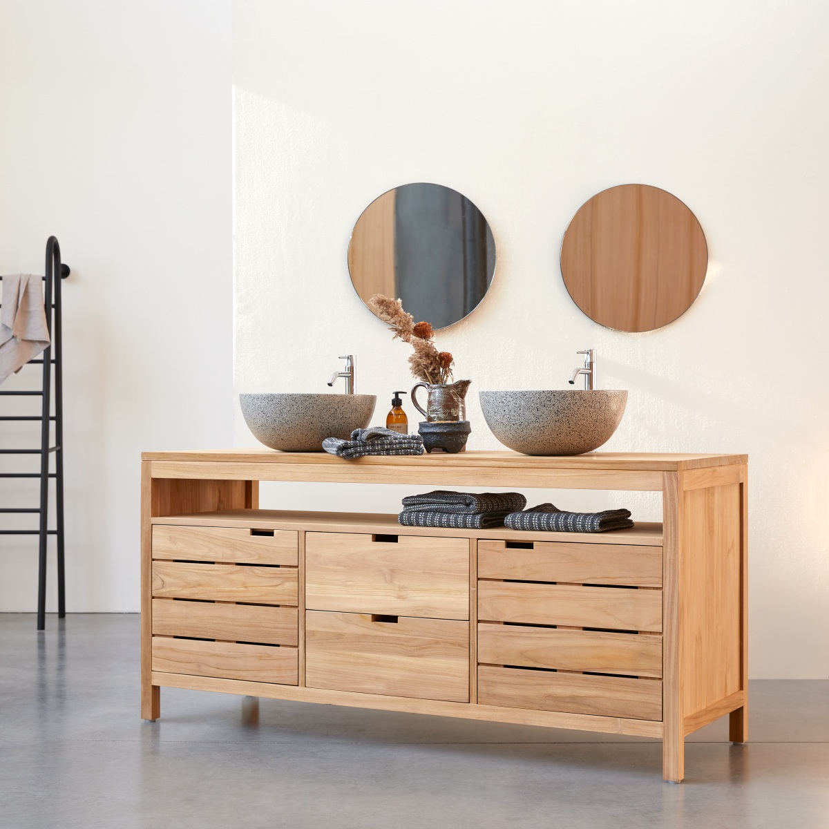 Serena - Waschtischunterschrank aus massivem Teakholz 165 cm
