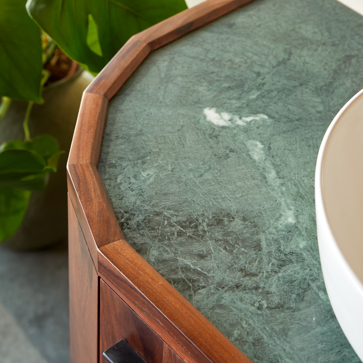 Jade - Waschtischunterschrank aus massivem Palisander und Marmor, 80 cm