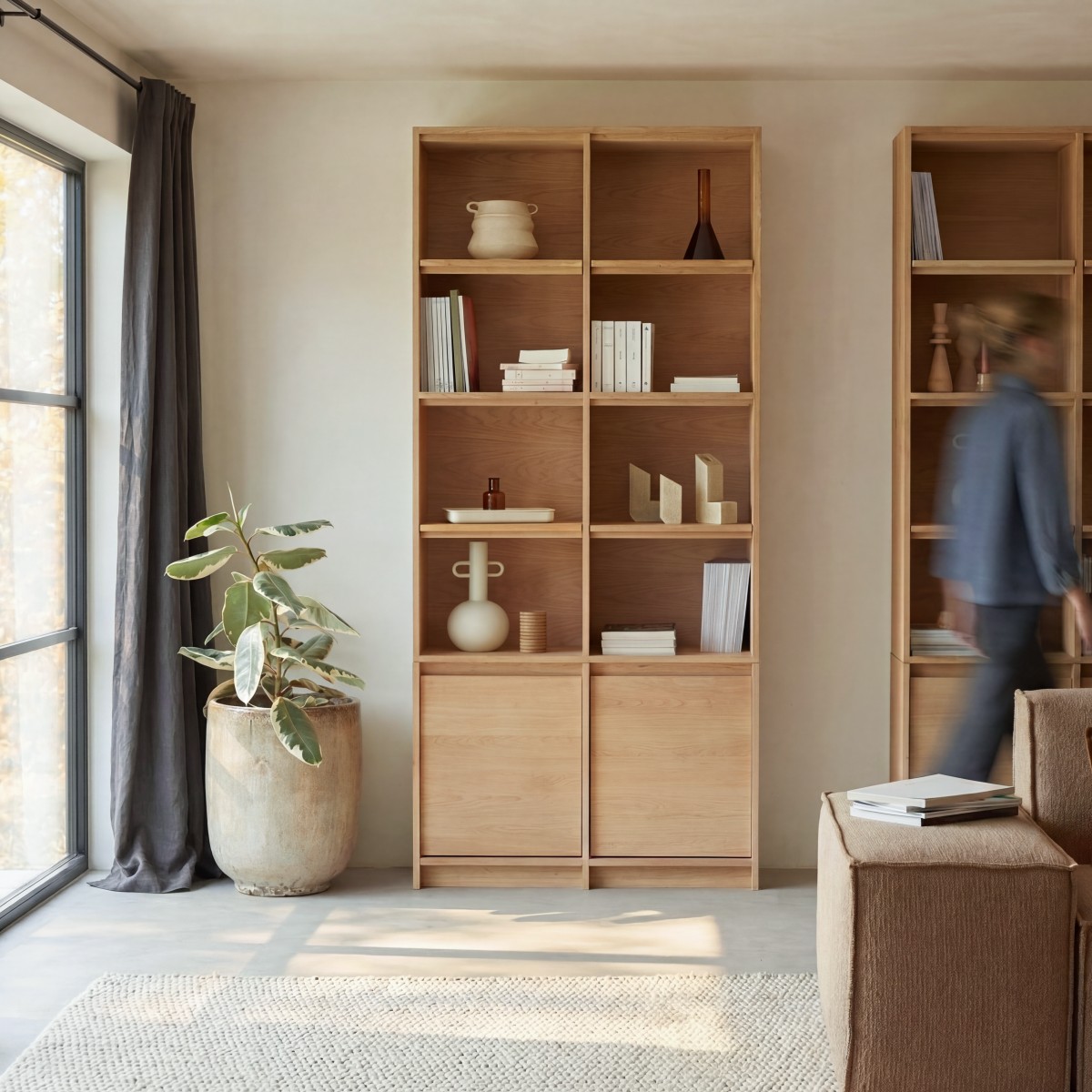 Aliette - Bücherschrank aus Massiv-Eichenholz