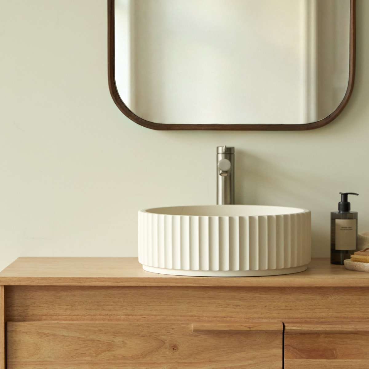 Zora - Waschbecken aus cremefarbenem Zement rund ∅ 36 cm