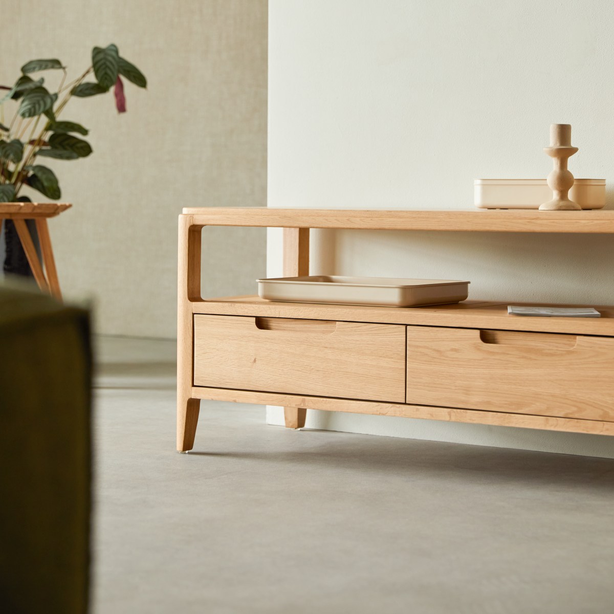Arto - TV-Schrank aus massivem Eichenholz 100 cm