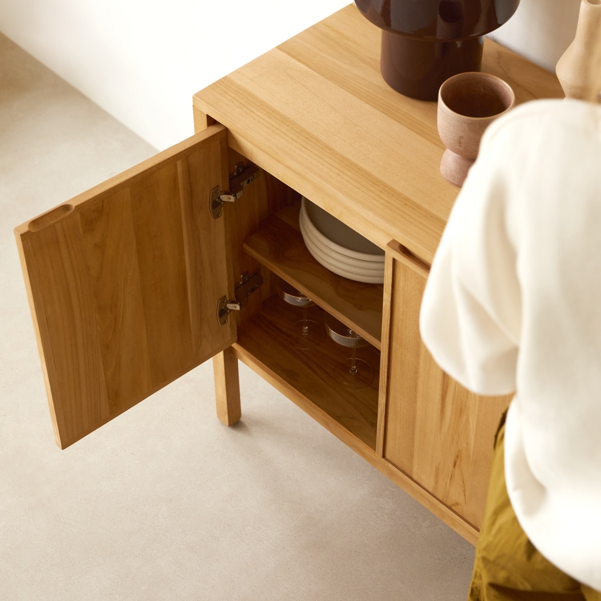 Jane - Buffet en teck massif 160 cm