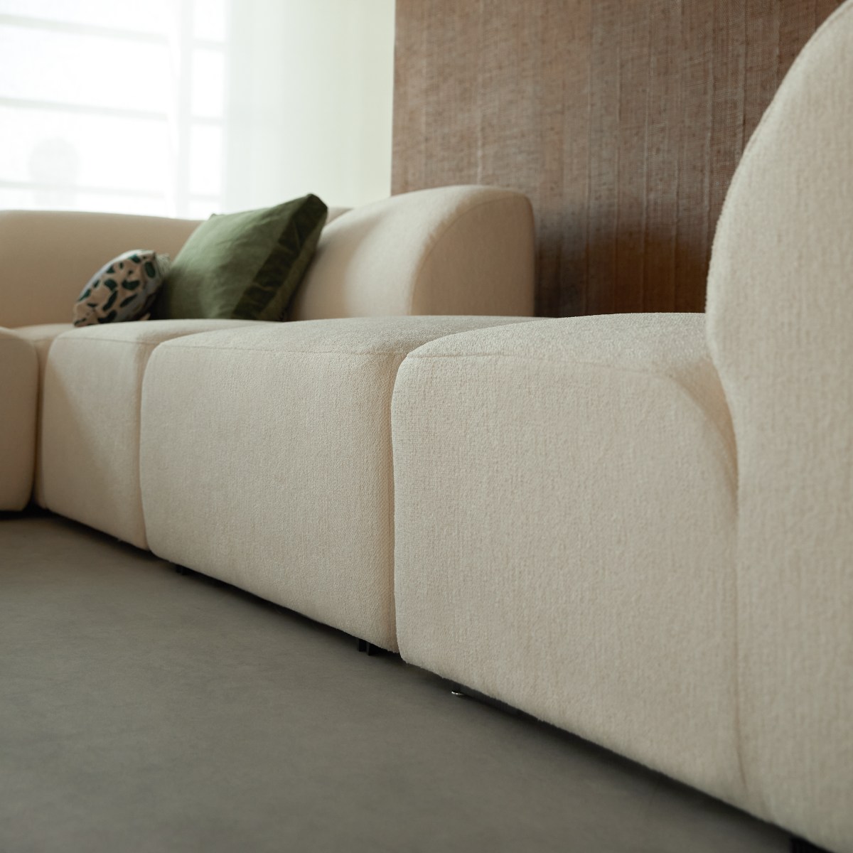 Vénus - Canapé modulable en tissu écru, 5-6 places