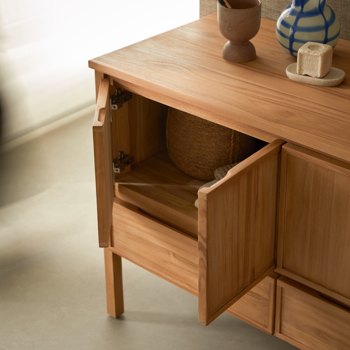 Jane - Meuble de rangement en teck massif 120 cm