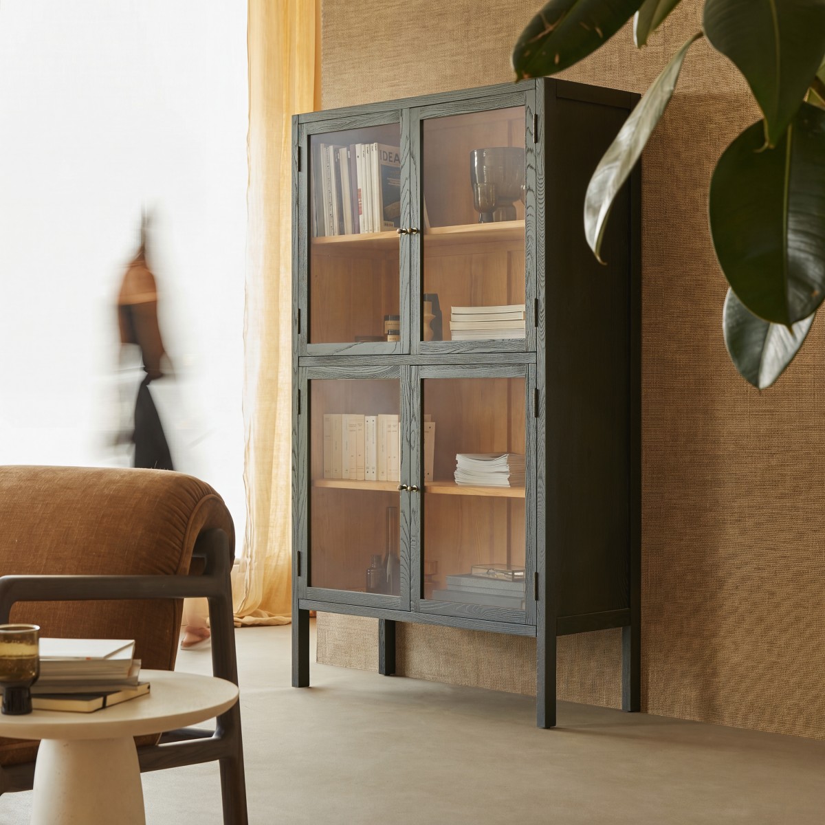 Carmen - Bücherschrank aus massivem Eschenholz
