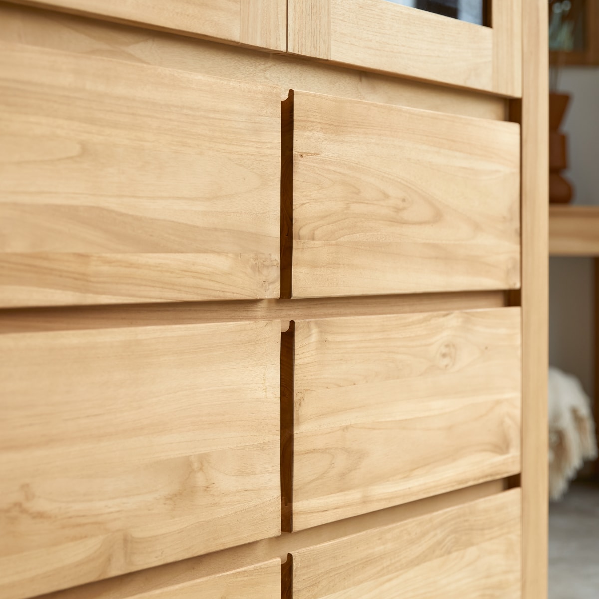 Eden - Geschirrschrank aus massivem Teakholz