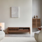 Isaure - Meuble TV en noyer massif et terrazzo premium 140 cm