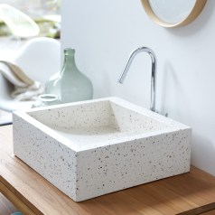 Pegase - Vasque carrée en terrazzo confetti