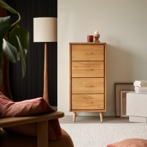 Kort - Hochkommode aus massivem Teakholz