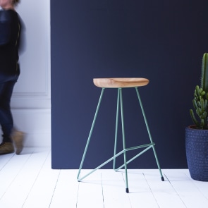 Mari - High stool in solid ash and lichen metal