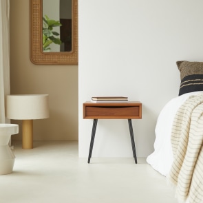 Simen - Teak Bedside table