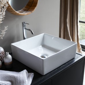 Lada - Ceramic Bathroom Sink