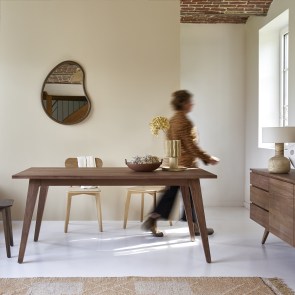 Esmée - Solid walnut dining table – seats 6 to 8