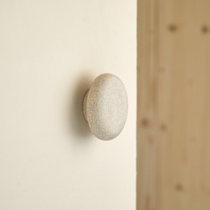 Eda - Colgador de terrazo color crema