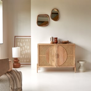 Sina - Sideboard aus massivem Mangoholz und Rattan 115 cm