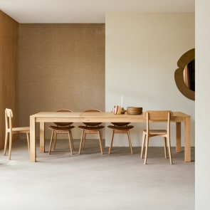 Eden - Extendable solid oak table, seats 6–10 people