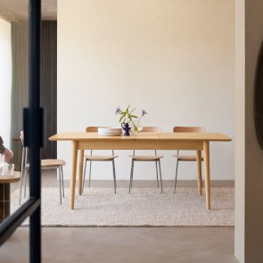 Cloé - Ausziehbarer Tisch aus massivem Mangoholz, 4–6 Pers.