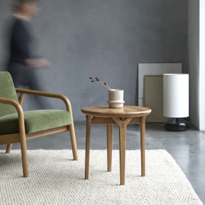 Clara - Solid oak end table