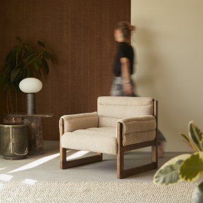 Orso - Fauteuil en chêne massif et tissu beige
