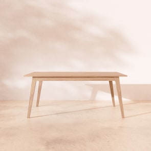 Esmée - Mesa de roble macizo 6-8 pers.