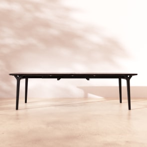 Clara - Ausziehtisch aus massiver Eiche black 6-12 Pers.