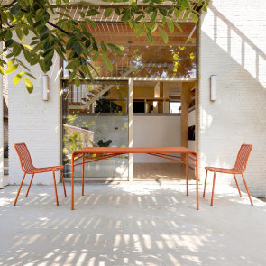 Gaby - Rechthoekige tuintafel van oranje metaal 4/6 pers.