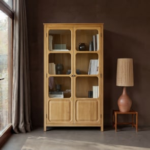 Marthe - Garderobenschrank aus Massiveiche