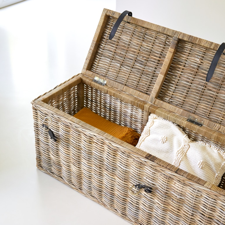 Kubu - Rattan chest