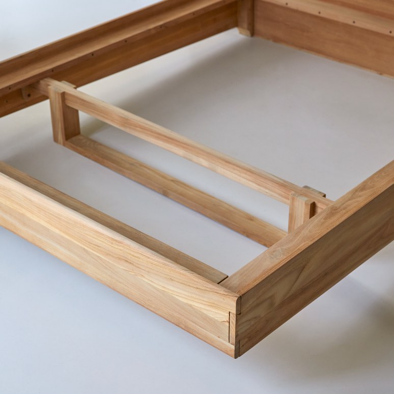 Flat - Letto in teak massello 160x200 cm